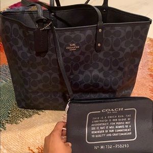 Reversible large Coach bag